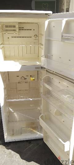 Old fridge for sale deals near me