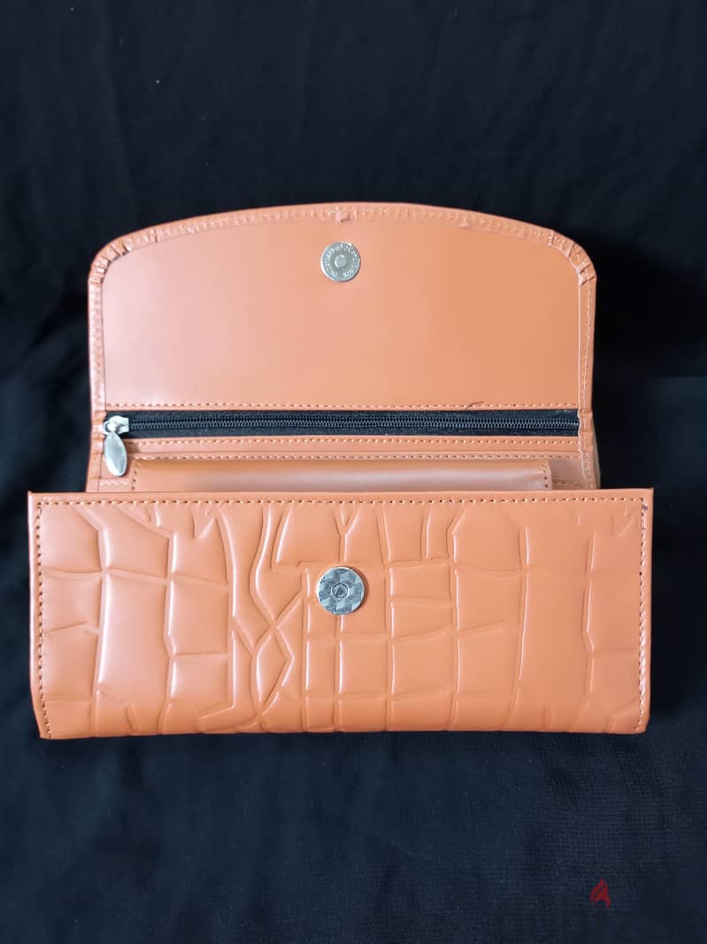 Ladies genuine leather (  Pakistani,) pouch. 3