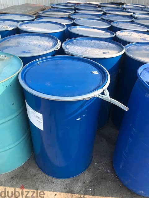 Plastic Drums and Steel Drums for Sale (200 L). 0