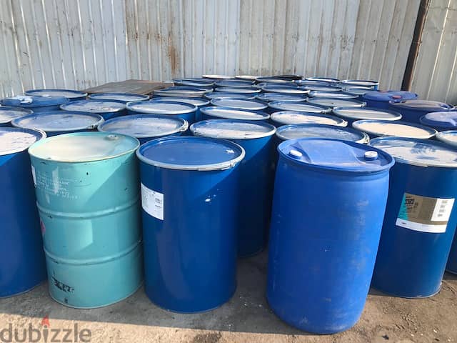 Plastic Drums and Steel Drums for Sale (200 L). 1