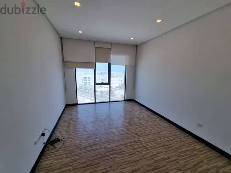 freee hold flat best Deal Pool View 2 BR Fully Furnished 9
