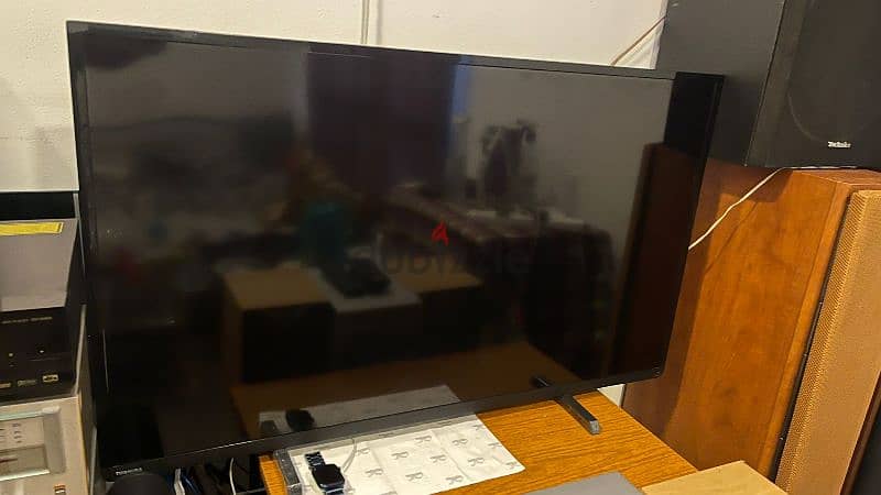 Toshiba 42 inch LED Tv (not smart) 1