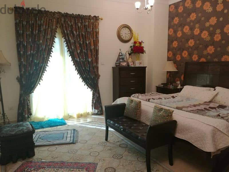 Luxury Flat for sale in Juffair 9