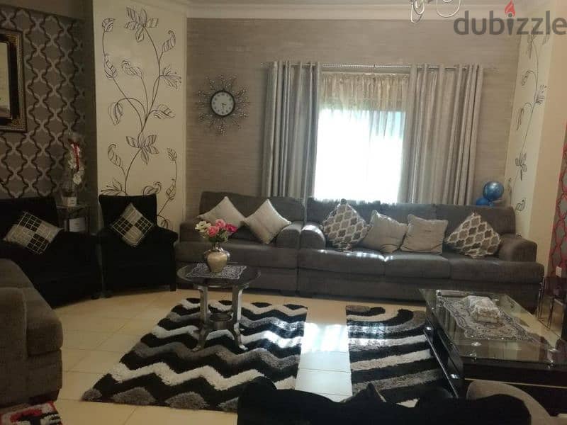 Luxury Flat for sale in Juffair 10