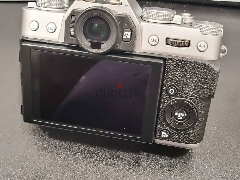 Fujifilm X-T20 Mirrorless Digital Camera with extra battery 3