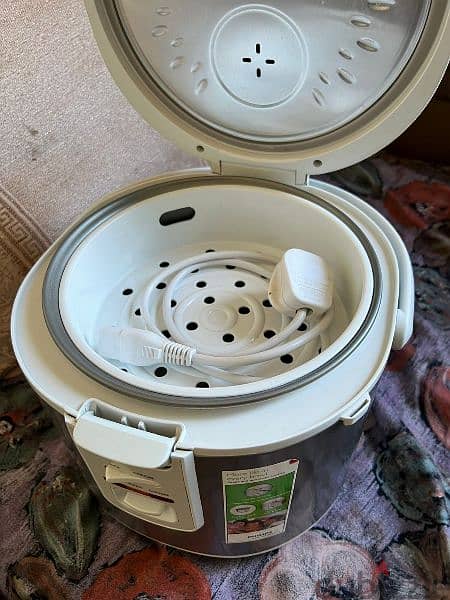 Rice cooker. . 1