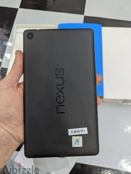 Google Nexus 7 2nd generation with box 9