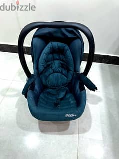 mothercare kids car seater upto 13kg lloyds brand