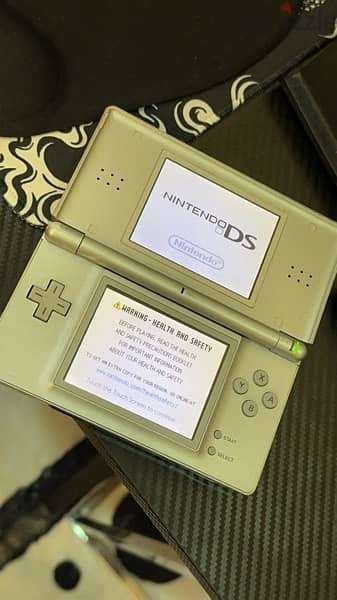nintendo Dslite silver /with game 5