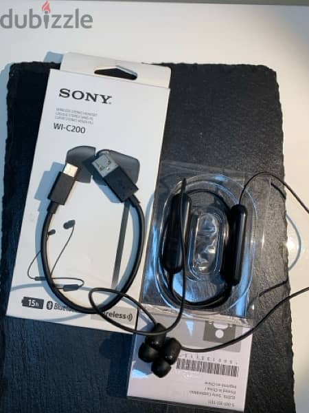 SONY Wl-C200 Wireless IN- Ear Earphones 1