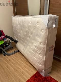 Matress 200 x 150 cm like new