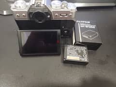 Fujifilm X-T20 Mirrorless Digital Camera with extra battery