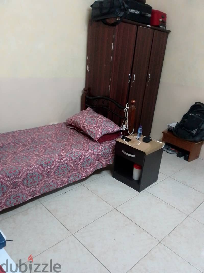 One room available for rent  and also room sharing available 5