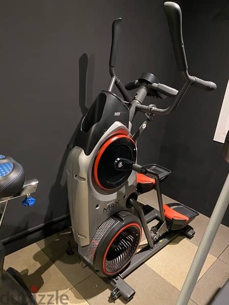 BowFlex Max Elliptical Cross Trainer M5 1