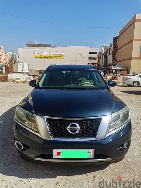 2015 Nissan Pathfinder V6 3.5 engine 7seater SUV available for sale 0