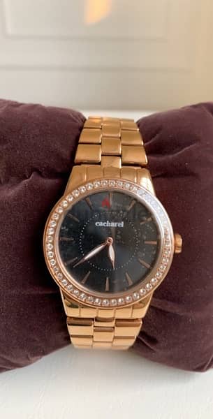 Cacharel watch with tags 1