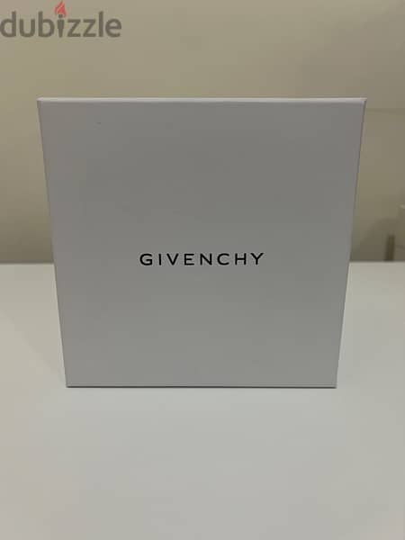 Givenchy Seventeen Watch 1