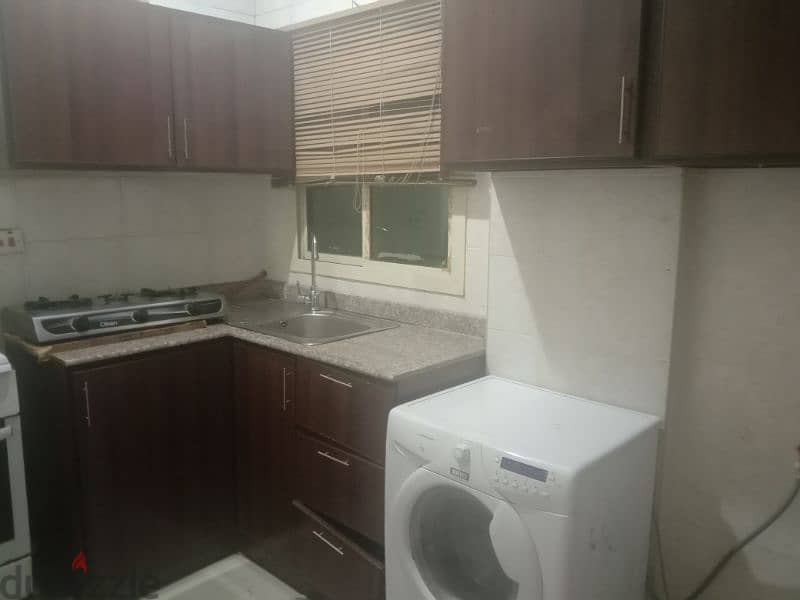 Fully furnished 1bhk flat available in Juffair with ewa 7