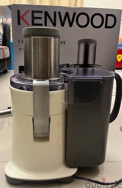 kenwood Centrifugal juicer 6