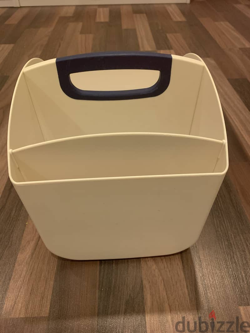 Baby supplies storage basket 1