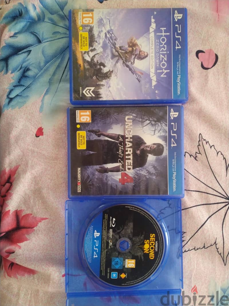 Uncharted 4, Horizon Zero dawn, Infamous Second Son 0