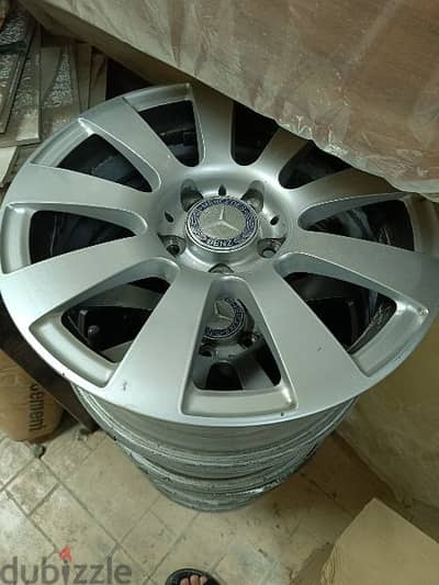 4 rims genuine Mercedes size 16