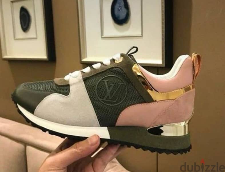 Louis Vuitton 100% original sneakers 1