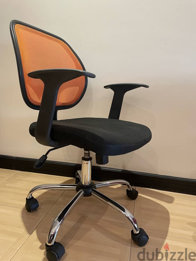 Office chair Furniture 105104637