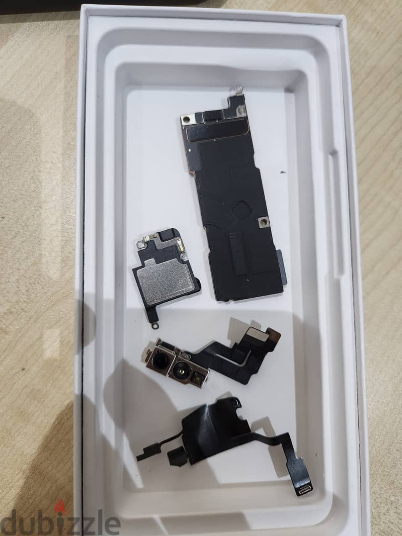 iPhone spare parts قطع ايفون أصليه 2