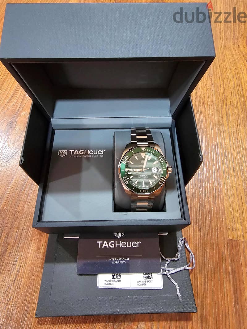 Rare and Discontinued  Tag Heuer Aquaracer Green Dial 2