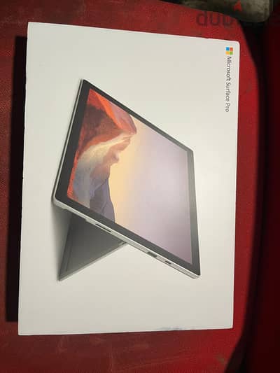 10th Generation Microsoft Surface Pro 7 – Core i7 1.3GHz 16GB 512GB