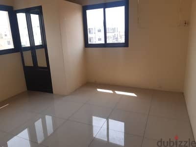 Nice clean flats Near Megamart Muharraq Market