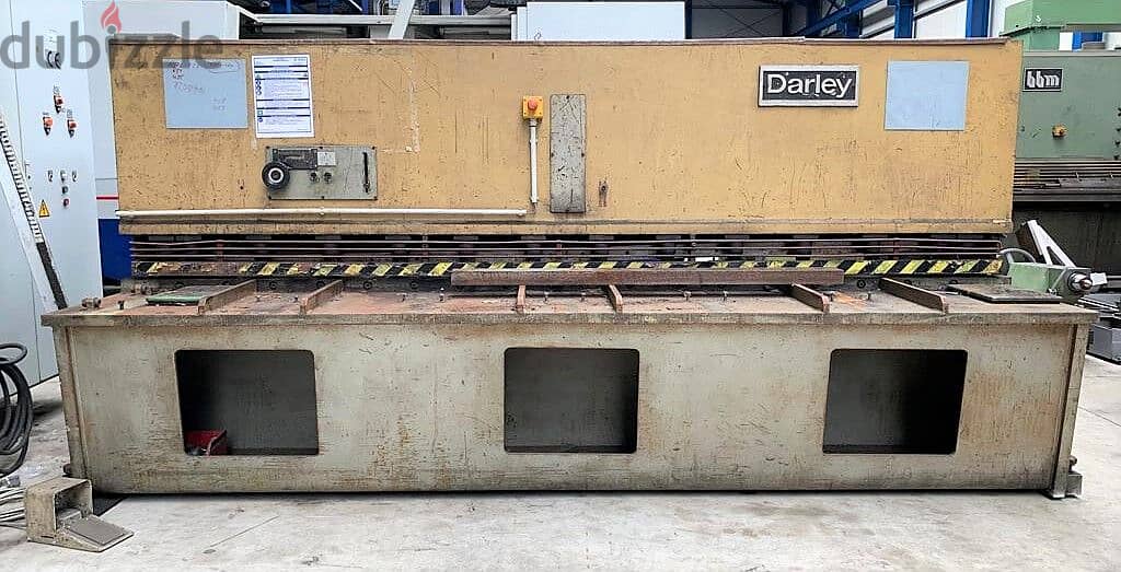 DARLEY GS 3100x8 guillotine 1
