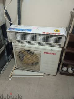 nikai split AC 1.5 tons very cool and very good condition with 6m hose