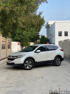 HONDA CRV 2018 WHITE EXCELLENT CONDITION NEW YEAR SPECIAL OFFER
