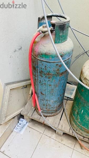 Cooking Gas cylinder with regulator for sale 0