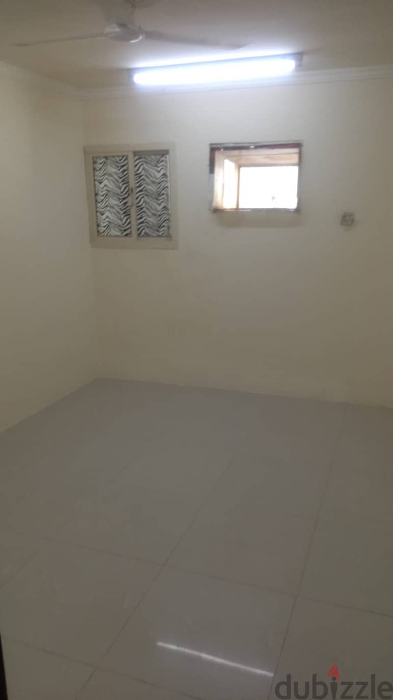 Great Location Studio Room for Rent in Muharraq 1