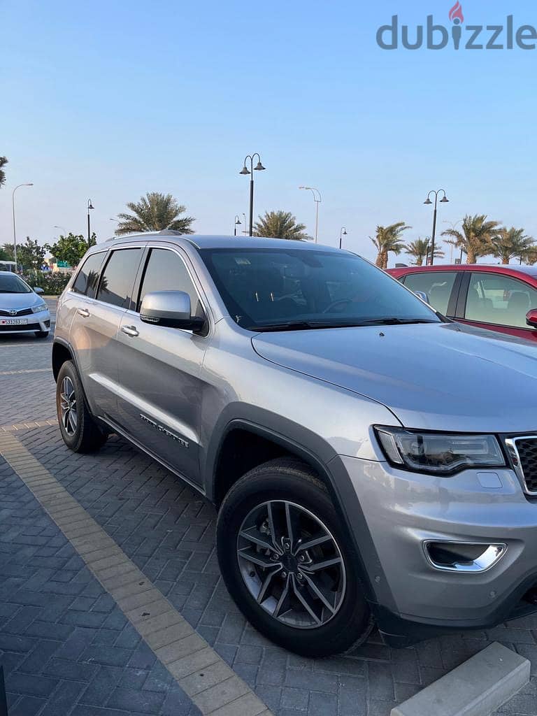 Grand Cherokee - Laredo 2020 3