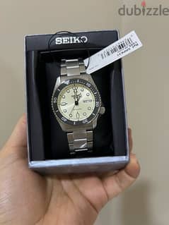 seiko 5 diving watch brand new with warranty Jewelry