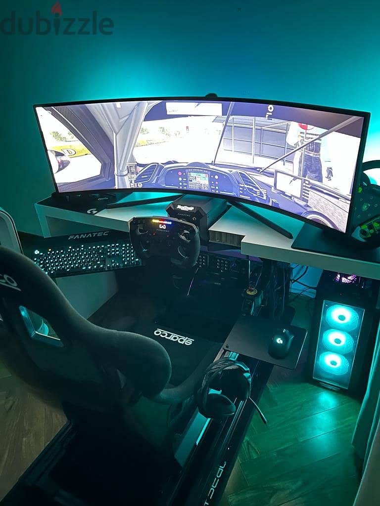 Full High-End Racing Simulator Rig with Haptics - Video Game ...