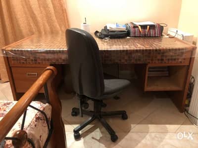 table with office chair