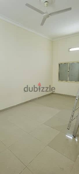 Large apartment in Jidhafs on the street 1