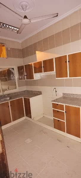 Large apartment in Jidhafs on the street 4