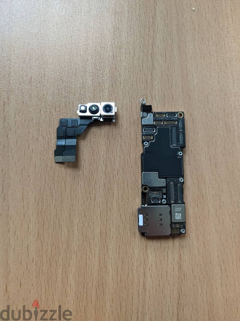 iPhone motherboard ,Camera, LCD 5