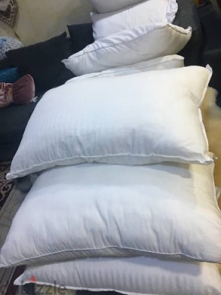 White Pillows Soft Per Each BD1 2