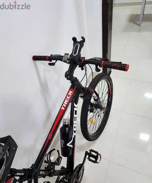 Treck Bicycle for outdoor and indoor use 3