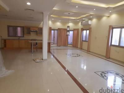 For rent, a villa in North Riffa للايجار فيلا في الرفاع