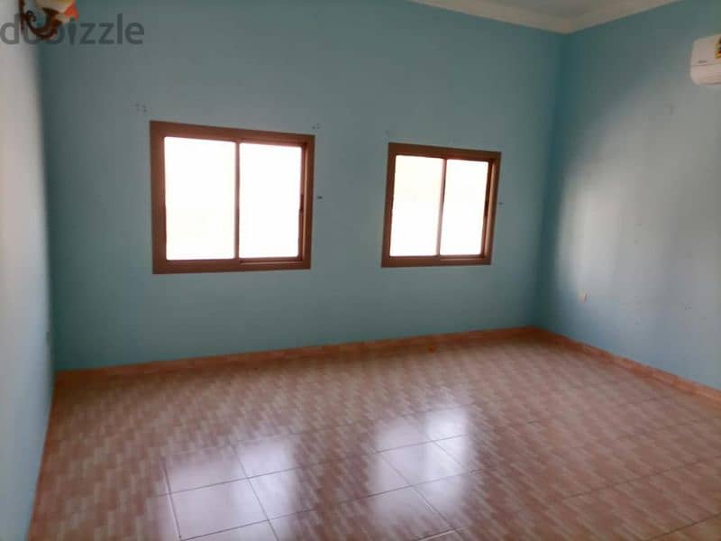 For rent, a villa in North Riffa للايجار فيلا في الرفاع 4