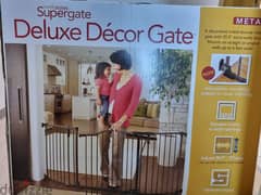 new deluxe decor gate for children's safety