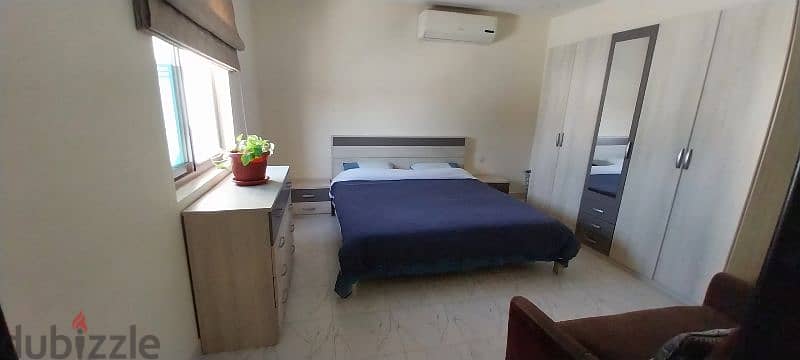 SAAR - Furnished room with attached bathroom in a 2 bedroom flat 3